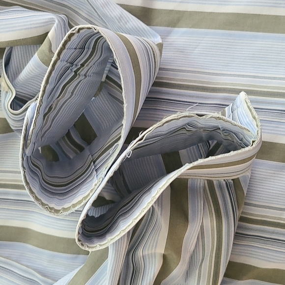 3/$20 Roundtree & Yorke Stripe Button-Up Shirt - Picture 5 of 5